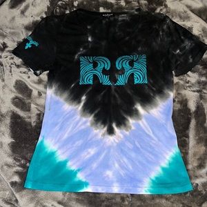 Women’s Rock Revival Tye-Dye V-Neck Shirt